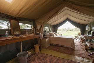 Serengeti Safari Camp tent